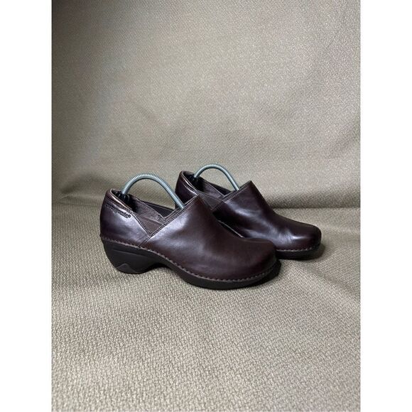 Patagonia Womens 7 Clogs Slip On Sable Brown Leather Supportive Comfort Shoes - Picture 1 of 12